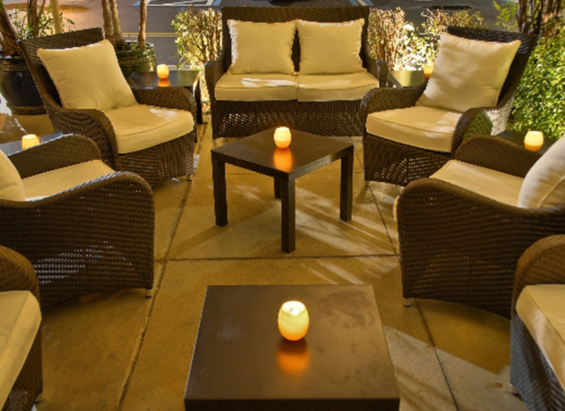 Jacksons Bar and Grill